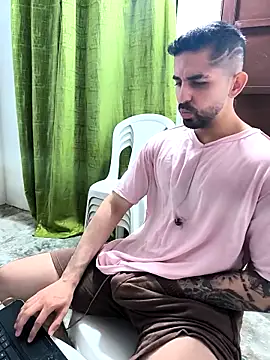 giannis090 online show from March 8, 2:04 am