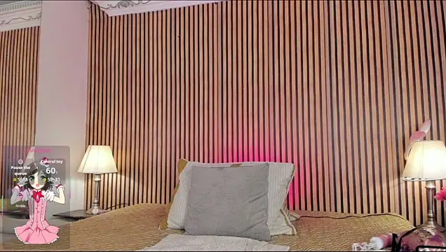 keeyla stone online show from April 10, 10:39 pm