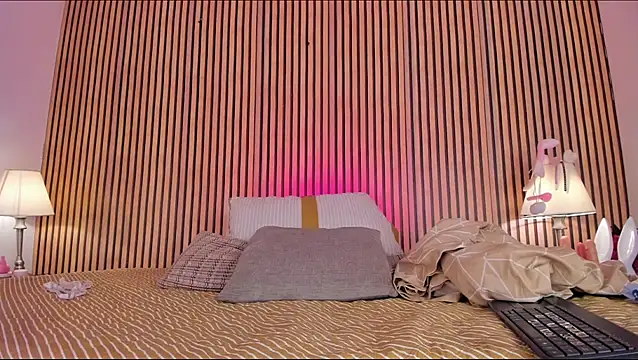 keeyla stone online show from November 16, 9:41 pm