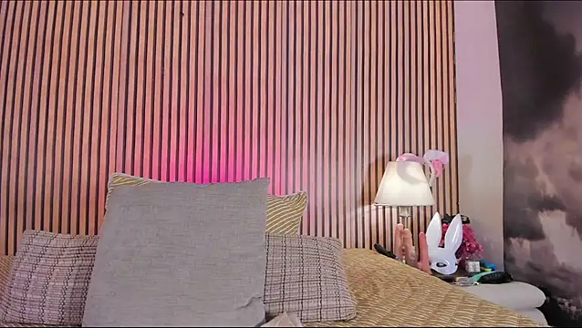 keeyla stone online show from November 23, 9:25 pm