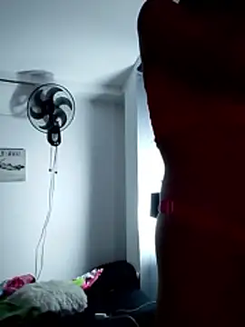 keeyla stone online show from December 17, 12:15 am