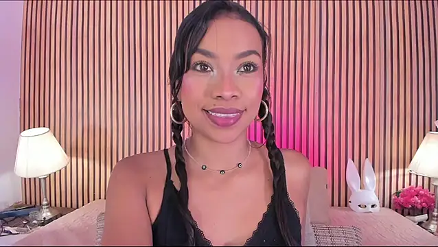 keeyla stone online show from November 10, 8:36 pm