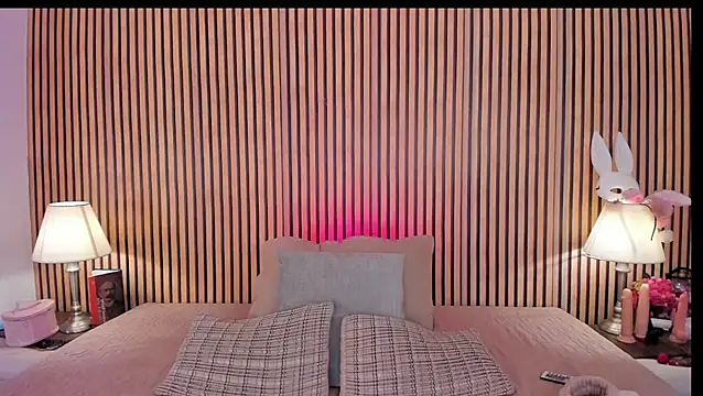 keeyla stone online show from January 12, 10:58 pm