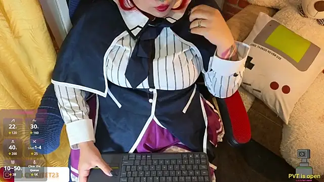 Snapshot of Lucycosplay777 chatting on October 18, 9:06 pm Lucycosplay777 online show from October 18, 9:06 pm