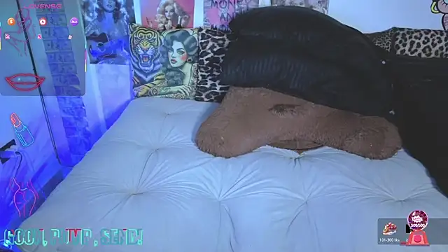 BBCgirlsof online show from March 29, 4:30 pm