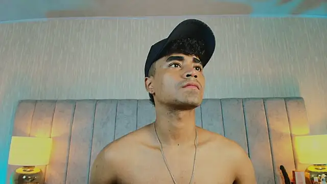 Snapshot of Jacob_606 chatting on November 7, 8:35 pm Jacob 606 online show from November 7, 8:35 pm