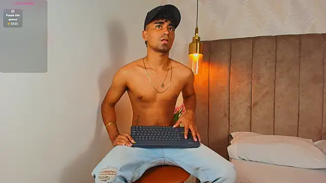 Snapshot of Jacob_606 chatting on October 25, 7:58 pm Jacob 606 online show from October 25, 7:58 pm