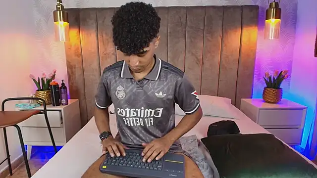 Snapshot of Jacob_606 chatting on September 20, 7:52 pm Jacob 606 online show from September 20, 7:52 pm