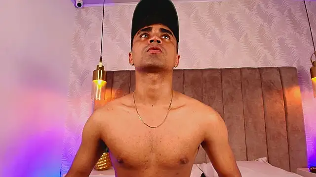 Snapshot of Jacob_606 chatting on February 24, 8:10 pm Jacob 606 online show from February 24, 8:10 pm