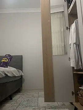 Emrnh online show from March 8, 9:18 pm