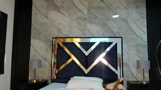 Snapshot of VanessaHard_as chatting on January 5, 8:34 pm VanessaHard as online show from January 5, 8:34 pm