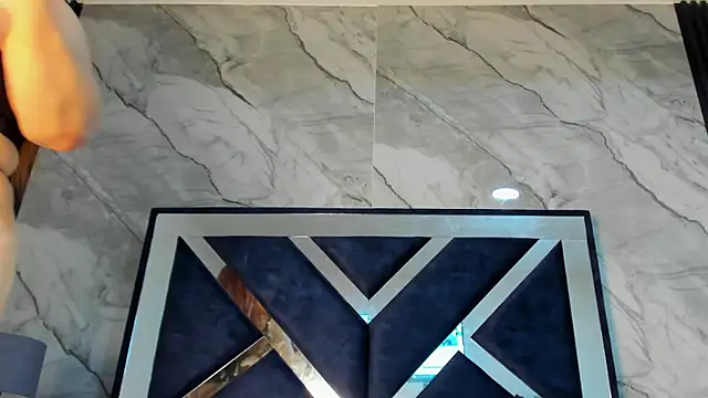 Snapshot of VanessaHard_as chatting on January 6, 8:02 pm VanessaHard as online show from January 6, 8:02 pm