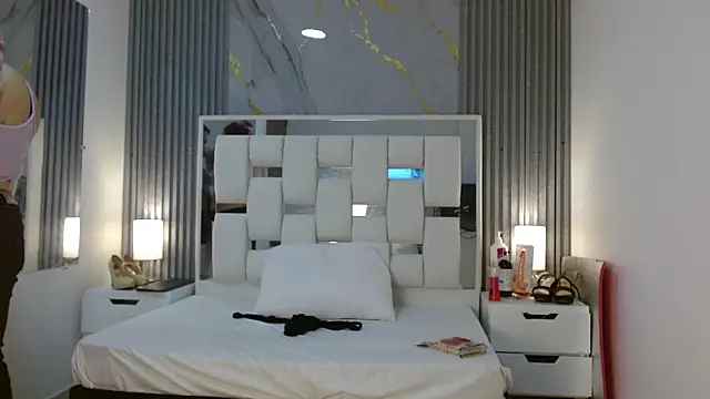 VanessaHard as online show from September 23, 7:32 pm