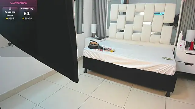 VanessaHard as online show from November 18, 7:28 pm