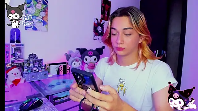 KeitaMoon online show from November 6, 8:35 pm