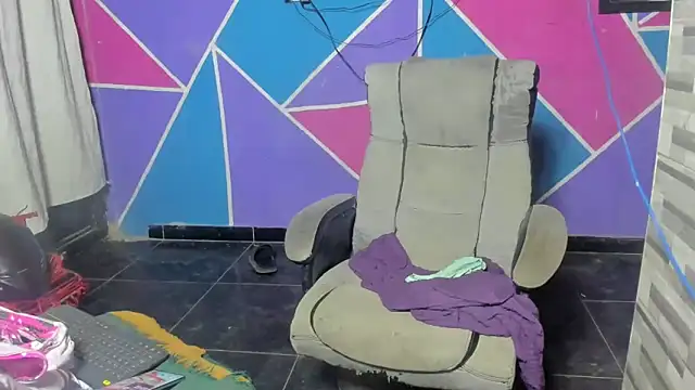 rubi 49 online show from September 11, 4:12 am