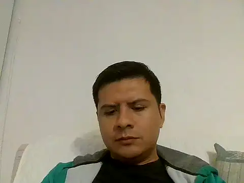 Snapshot of Xxxristiano chatting on December 4, 4:11 am Xxxristiano online show from December 4, 4:11 am