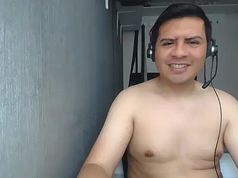 Snapshot of Xxxristiano chatting on January 14, 1:48 pm Xxxristiano online show from January 14, 1:48 pm