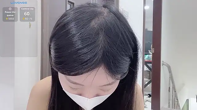 Snapshot of ni_ni01 chatting on February 3, 11:26 am ni ni01 online show from February 3, 11:26 am