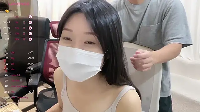 ni ni01 online show from September 24, 11:39 am