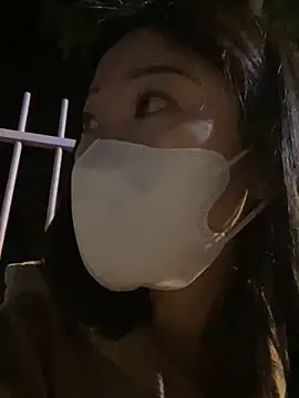 Snapshot of ni_ni01 chatting on December 15, 4:46 pm ni ni01 online show from December 15, 4:46 pm