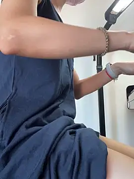 ni ni01 online show from October 12, 3:19 am