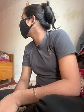 shrasti sexy online show from June 3, 6:36 am