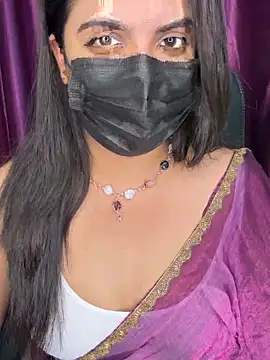 Snapshot of best_couple19 chatting on November 3, 11:47 am best couple19 online show from November 3, 11:47 am