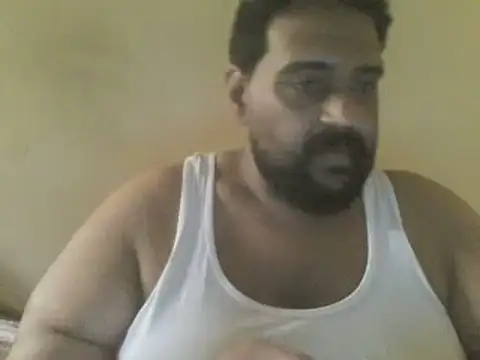 Snapshot of elpoop7305 chatting on July 17, 8:44 am elpoop7305 online show from July 17, 8:44 am