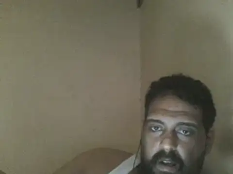 Snapshot of elpoop7305 chatting on July 20, 9:05 am elpoop7305 online show from July 20, 9:05 am