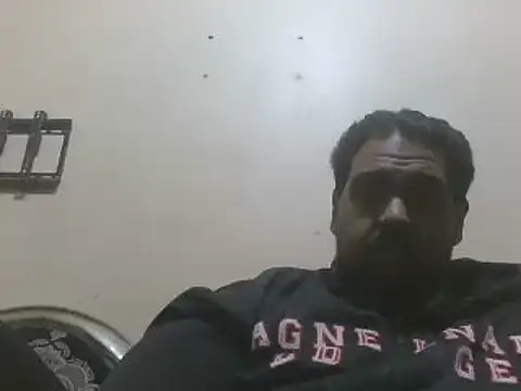elpoop7305 online show from March 21, 11:25 am
