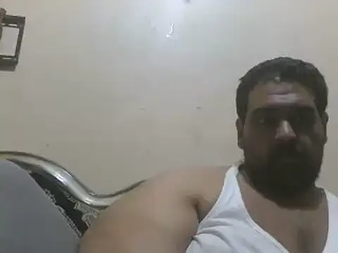 elpoop7305 online show from April 22, 11:11 pm