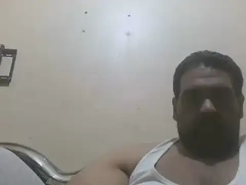 elpoop7305 online show from April 18, 11:01 am