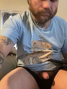 Snapshot of KingRonni chatting on March 28, 7:59 pm KingRonni online show from March 28, 7:59 pm