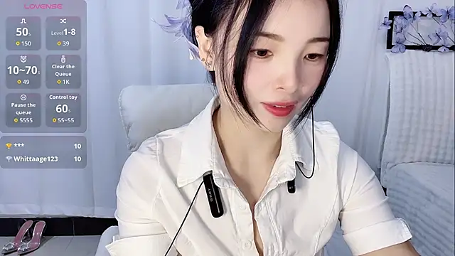 Snapshot of Tangbao-Baby chatting on February 8, 12:25 pm Tangbao-Baby online show from February 8, 12:25 pm