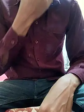 Snapshot of INTERNATIONAL0001 chatting on November 1, 2:40 am INTERNATIONAL0001 online show from November 1, 2:40 am