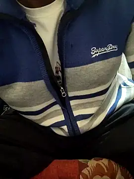 Snapshot of INTERNATIONAL0001 chatting on November 10, 12:43 pm INTERNATIONAL0001 online show from November 10, 12:43 pm