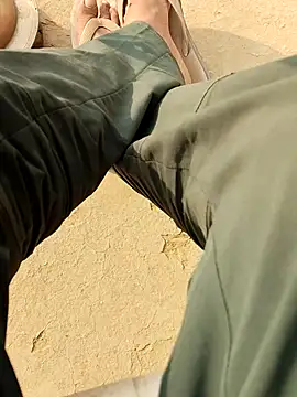 Snapshot of INTERNATIONAL0001 chatting on November 8, 3:32 am INTERNATIONAL0001 online show from November 8, 3:32 am