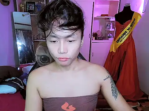 YourNikkieXxx online show from October 25, 11:31 am