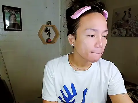 YourNikkieXxx online show from October 11, 4:41 pm