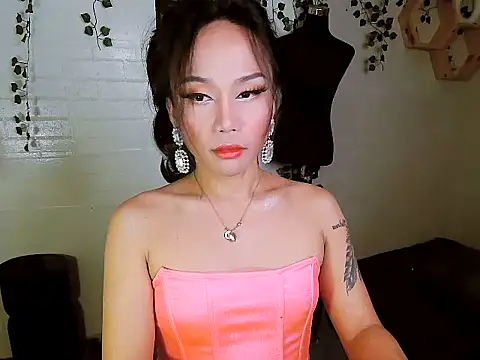 YourNikkieXxx online show from September 22, 1:06 pm