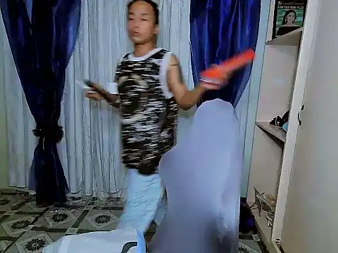 YourNikkieXxx online show from January 14, 7:50 pm