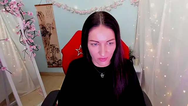 Aurora Loveu online show from April 9, 10:49 pm