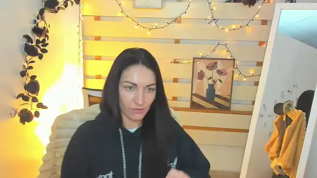 Aurora Loveu online show from February 5, 8:48 pm