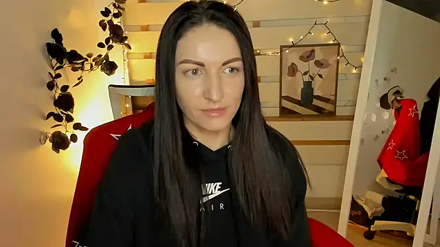 Aurora Loveu online show from February 14, 10:32 pm