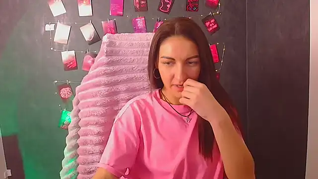 Snapshot of Aurora_Loveu chatting on November 23, 11:26 pm Aurora Loveu online show from November 23, 11:26 pm