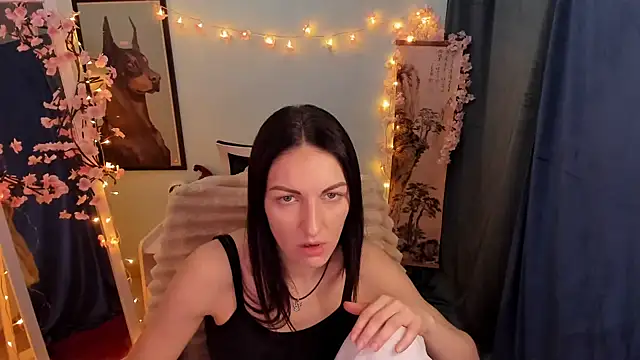 Aurora Loveu online show from February 9, 9:57 pm