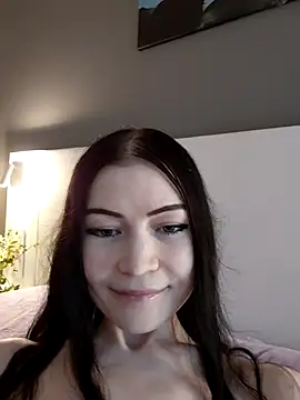 Snapshot of DragonFoxie chatting on July 2, 6:14 pm DragonFoxie online show from July 2, 6:14 pm