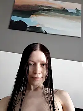 Snapshot of DragonFoxie chatting on June 6, 7:46 am DragonFoxie online show from June 6, 7:46 am