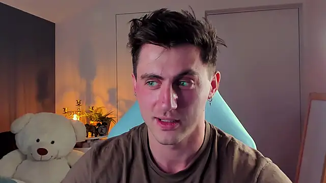 Oscar Miller  online show from October 23, 9:02 pm